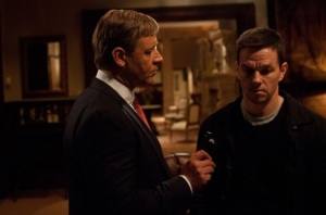 Taggertowi Mark Wahlberg ciąży sumienie. W rozmowie z Burmistrzem Russell Crowe. Władza Broken City - Twentieth Century Fox 2013